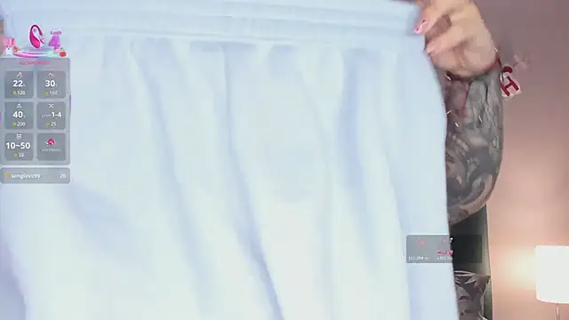 juicy led  online show from 18, 2, 2026