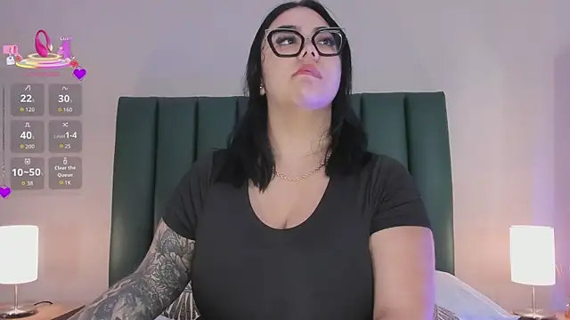juicy led  online show from 16, 7, 2026