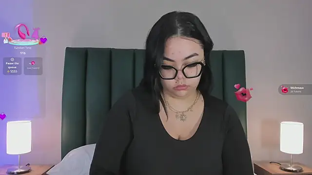 juicy led  online show from 23, 7, 2026