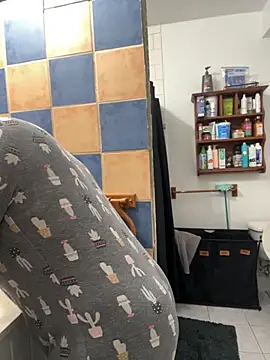 Snapshot of Goddess_Nafeesha chatting on 29, 10, 2025 Goddess Nafeesha online show from 29, 10, 2025