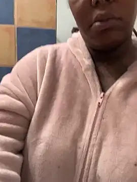 Snapshot of Goddess_Nafeesha chatting on 11, 10, 2025 Goddess Nafeesha online show from 11, 10, 2025