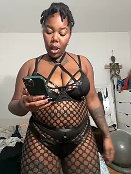 Snapshot of Goddess_Nafeesha chatting on 10, 11, 2025 Goddess Nafeesha online show from 10, 11, 2025