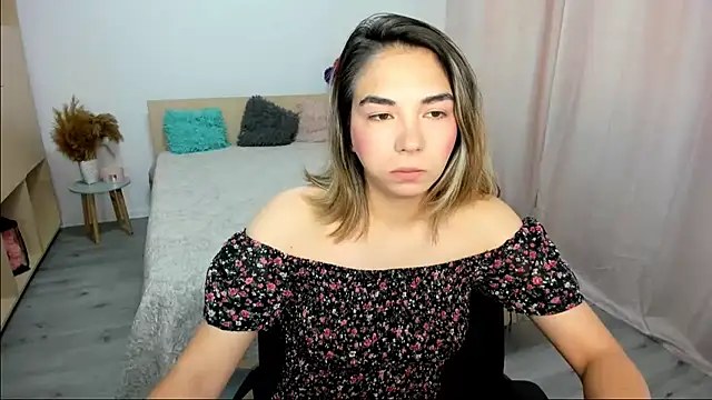 Alexa Dolly12 online show from 4, 8, 2026