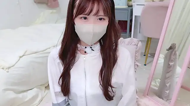 Sayuringo  online show from 18, 12, 2024
