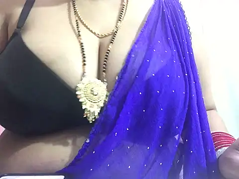 Snapshot of Desi_bhabhiii chatting on 10, 1, 2025 Desi bhabhiii online show from 10, 1, 2025