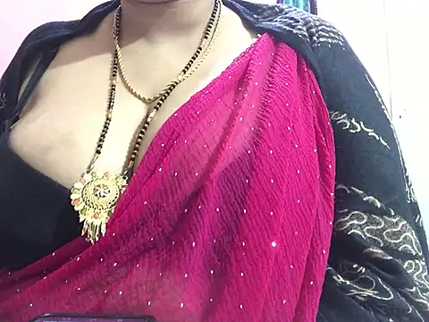 Snapshot of Desi_bhabhiii chatting on 8, 1, 2025 Desi bhabhiii online show from 8, 1, 2025