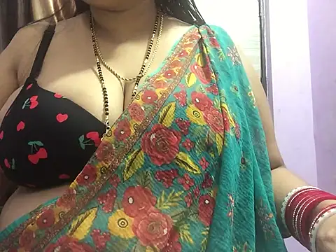 Snapshot of Desi_bhabhiii chatting on 12, 2, 2025 Desi bhabhiii online show from 12, 2, 2025