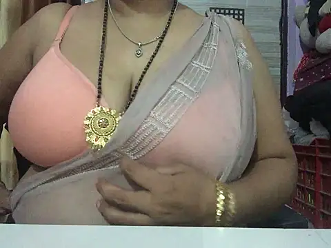 Snapshot of Desi_bhabhiii chatting on 21, 11, 2025 Desi bhabhiii online show from 21, 11, 2025