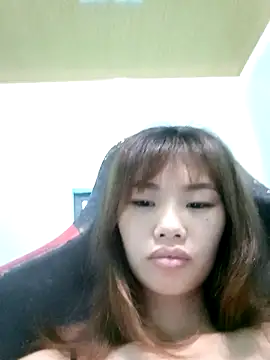 Snapshot of Lonalysexy chatting on 26, 4, 2026 Lonalysexy online show from 26, 4, 2026