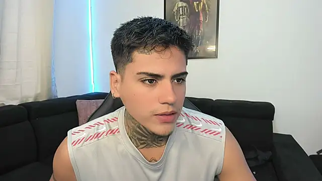 Snapshot of mad_maxxx2 chatting on 24, 1, 2025 mad maxxx2 online show from 24, 1, 2025