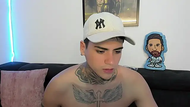 Snapshot of mad_maxxx2 chatting on 19, 2, 2025 mad maxxx2 online show from 19, 2, 2025