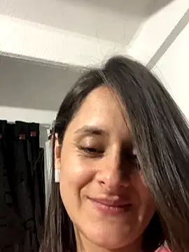 Snapshot of Alice_milf_ chatting on 14, 10, 2025 Alice milf online show from 14, 10, 2025