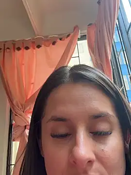 Alice milf  online show from 24, 4, 2026