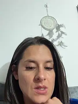 Snapshot of Alice_milf_ chatting on 28, 11, 2025 Alice milf online show from 28, 11, 2025