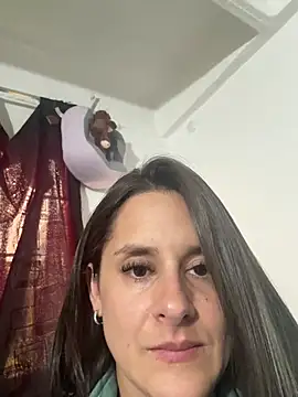 Alice milf  online show from 3, 4, 2026