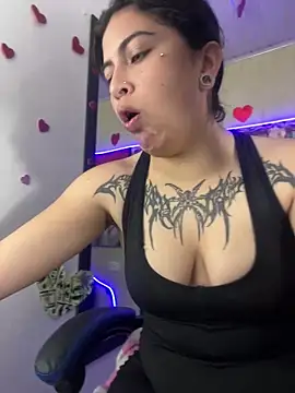  luna torres online show from 18, 6, 2026
