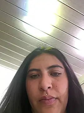  luna torres online show from 4, 2, 2026