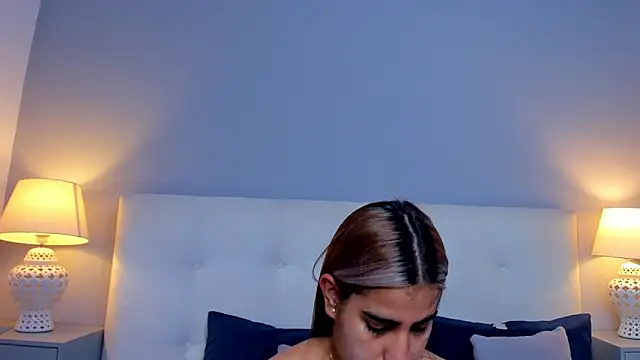 Snapshot of SaraaJhonsonn chatting on 7, 11, 2025 SaraaJhonsonn online show from 7, 11, 2025