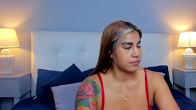 Snapshot of SaraaJhonsonn chatting on 14, 10, 2025 SaraaJhonsonn online show from 14, 10, 2025