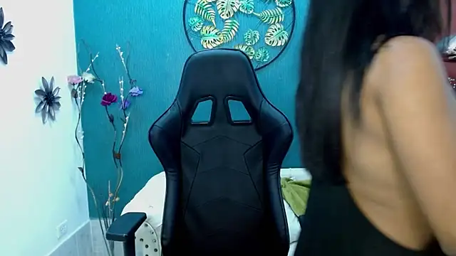 Melikasweetz online show from 11, 3, 2025