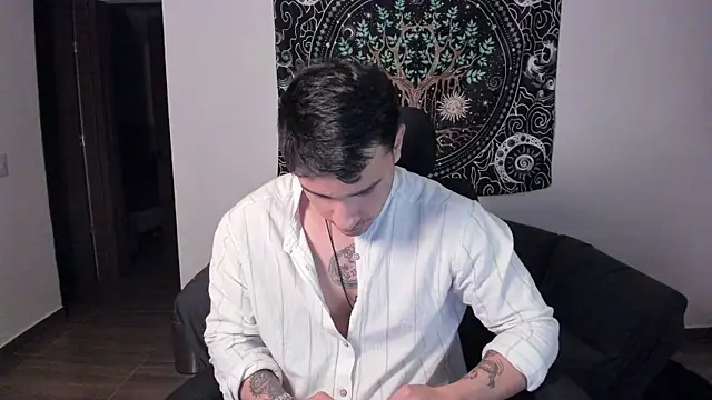 JayMarcos  online show from 1, 2, 2025