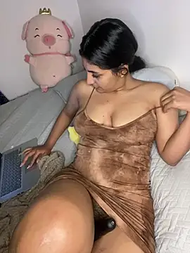 cloe small online show from 23, 2, 2025