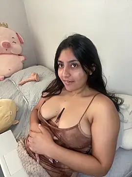cloe small online show from 23, 2, 2025