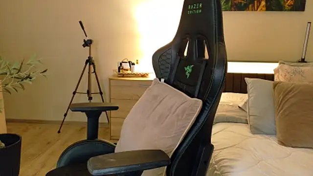 joycesilver online show from 7, 1, 2026