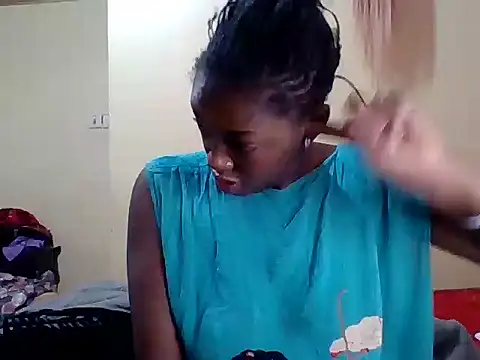 Zara Twilight online show from 28, 2, 2025