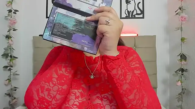 LinaBrowm online show from 15, 4, 2026