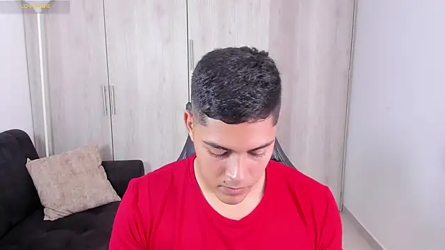 Snapshot of Iamdylan777 chatting on 30, 9, 2025 Iamdylan777 online show from 30, 9, 2025