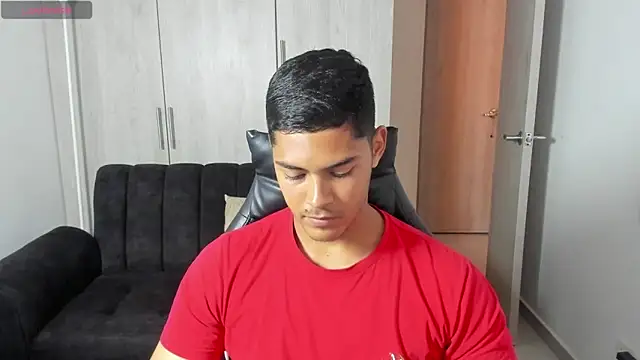 Snapshot of Iamdylan777 chatting on 7, 10, 2025 Iamdylan777 online show from 7, 10, 2025