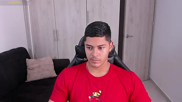 Snapshot of Iamdylan777 chatting on 26, 9, 2025 Iamdylan777 online show from 26, 9, 2025