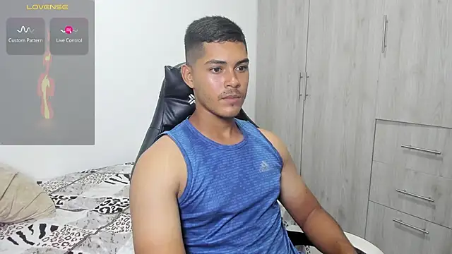 Snapshot of Iamdylan777 chatting on 11, 11, 2025 Iamdylan777 online show from 11, 11, 2025