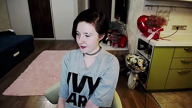 Kira Bakker online show from 20, 2, 2025