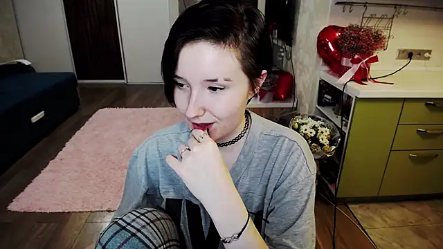 Kira Bakker online show from 19, 2, 2025