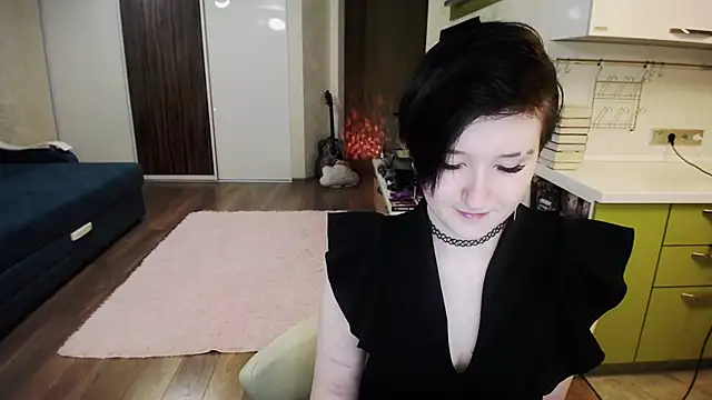 Kira Bakker online show from 2, 2, 2025