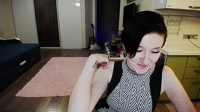 Kira Bakker online show from 1, 2, 2025