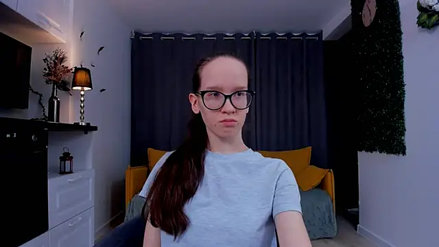 BettyBrowni online show from 3, 3, 2025