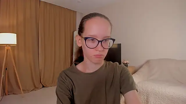 BettyBrowni online show from 21, 10, 2025