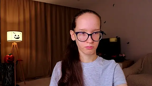 BettyBrowni online show from 8, 11, 2025