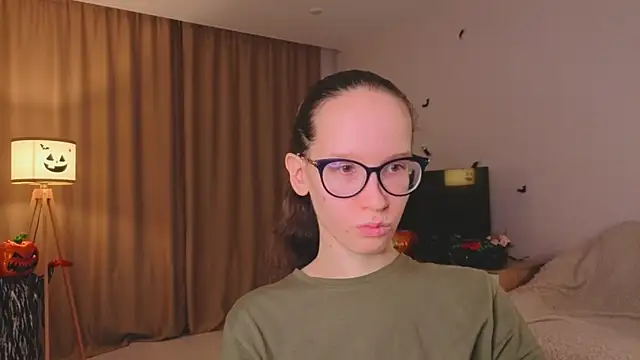 BettyBrowni online show from 18, 11, 2025