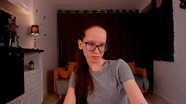 BettyBrowni online show from 8, 3, 2025