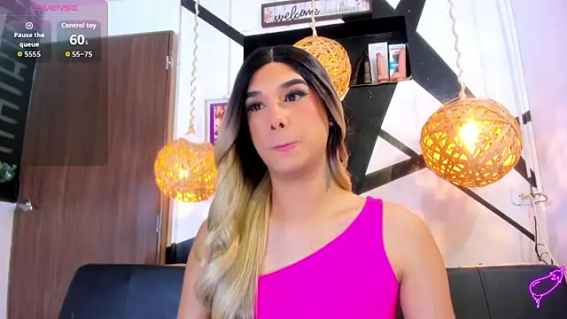 victoria aleia  online show from 18, 12, 2025