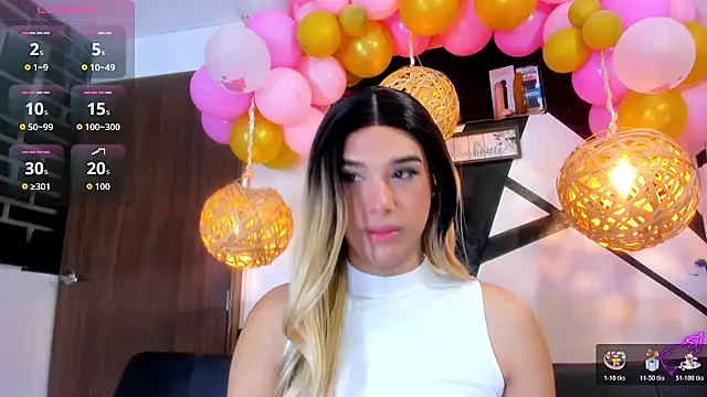 Snapshot of victoria_aleia_ chatting on 4, 11, 2025 victoria aleia online show from 4, 11, 2025