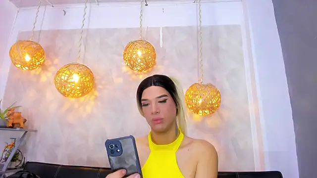 victoria aleia  online show from 27, 2, 2025