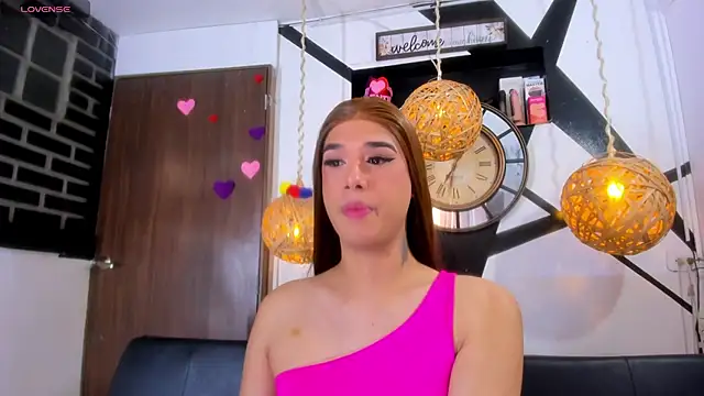 victoria aleia  online show from 24, 6, 2026