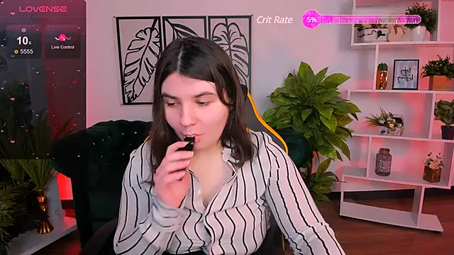 Viola  Shy online show from 1, 3, 2025
