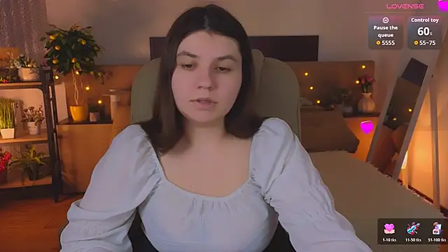 Viola  Shy online show from 21, 4, 2026