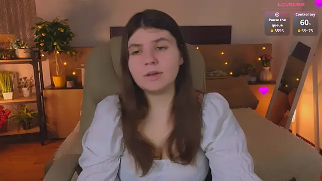 Viola  Shy online show from 20, 4, 2026